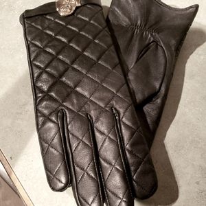 Micheal kors leather gloves